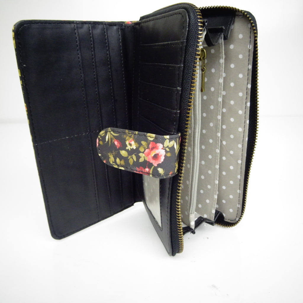 Ladies Wallet – Multi Card Holder