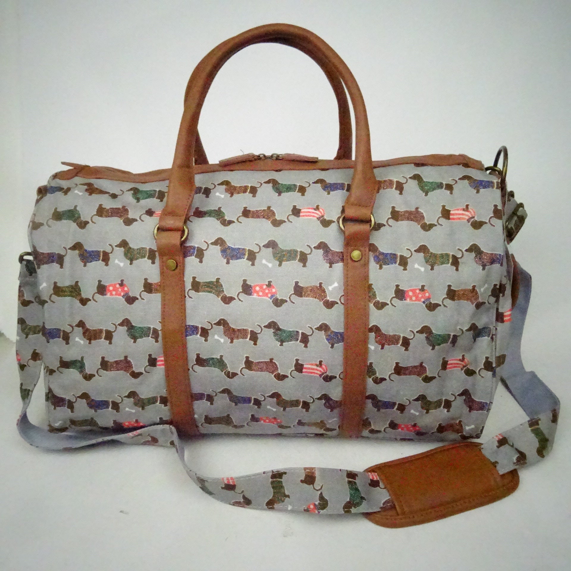 Travel Weekender Crossbody Bag – Dachshund Green Print